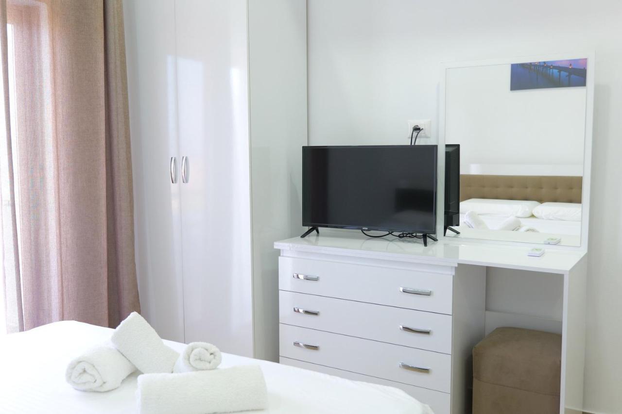 Iljo Apartments Ksamil Exterior photo