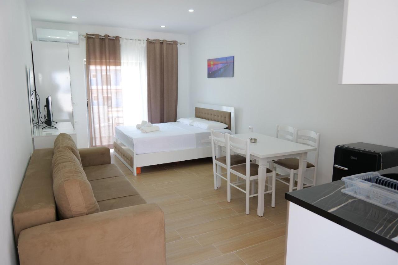 Iljo Apartments Ksamil Exterior photo