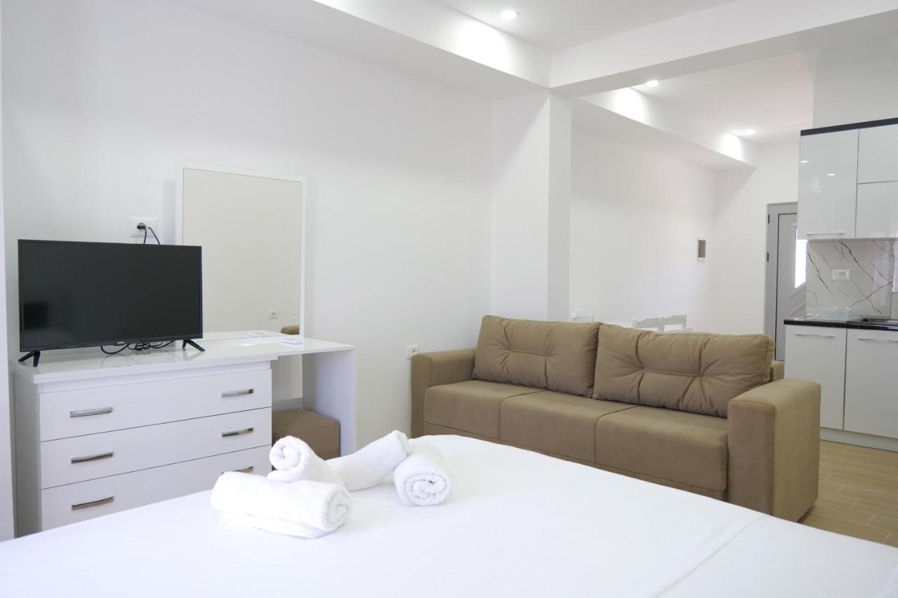 Iljo Apartments Ksamil Exterior photo
